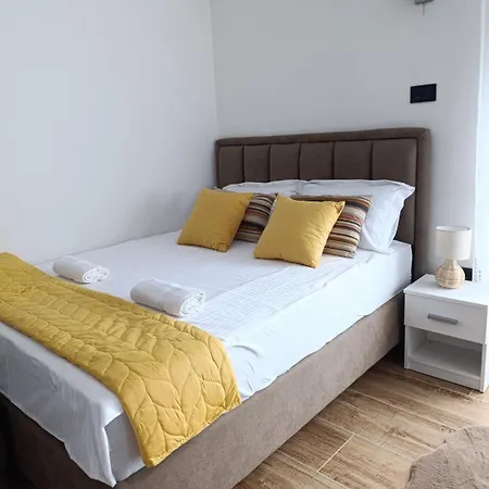 Lukic Apartment *